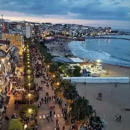 La Dolce Vita Lägenhet Crotone